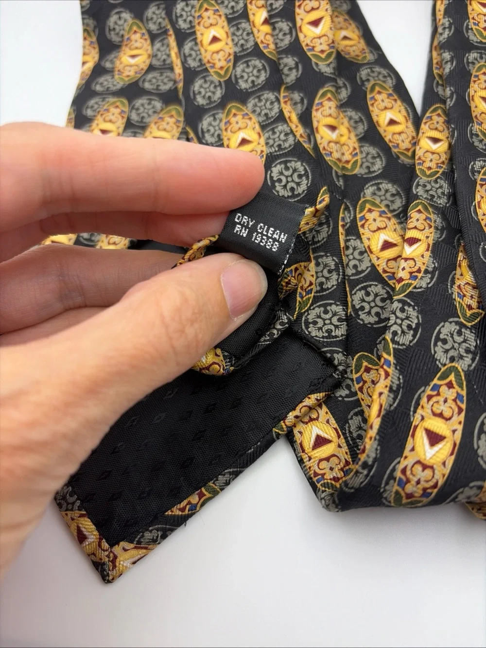 Lands’ End 100% Silk Men’s Black Geometric Print Necktie Made In USA